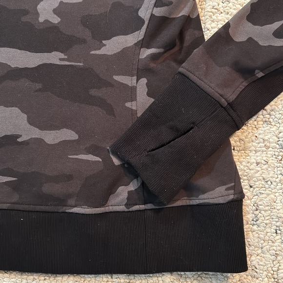 Athleta zip up hoodie, size Medium. Black camo. - Picture 7 of 7